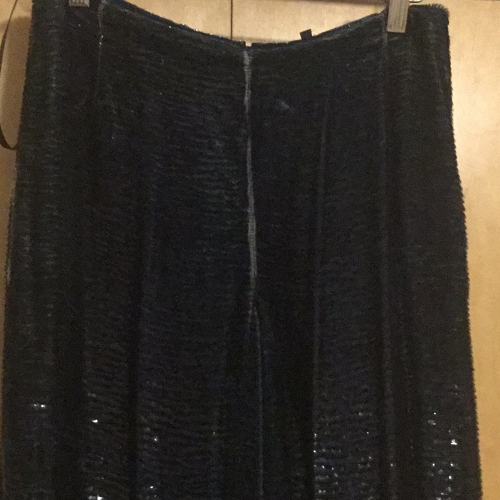 Mix and Mingle Emerald Green Velvet Wide-L… - Picture 3 of 11